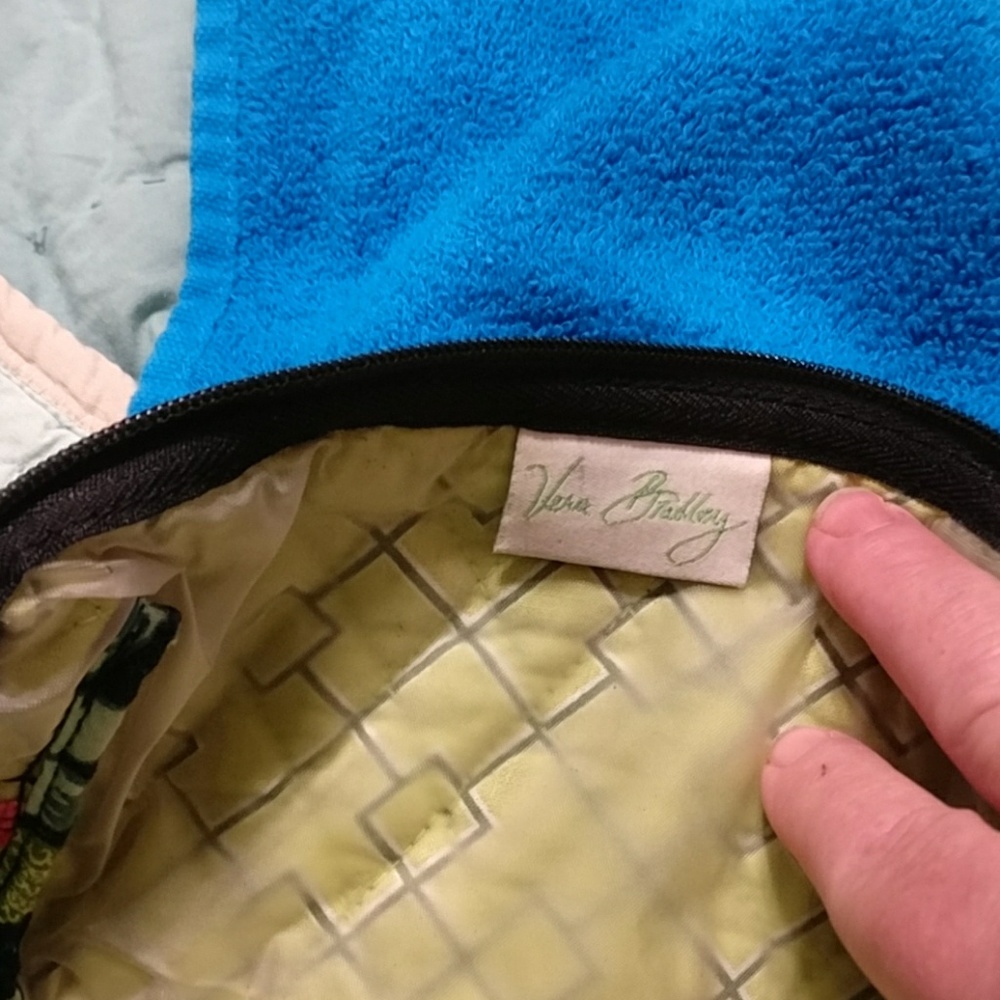 Vera Bradley sm. Cosmetic bag in Botanica - Picture 3 of 8